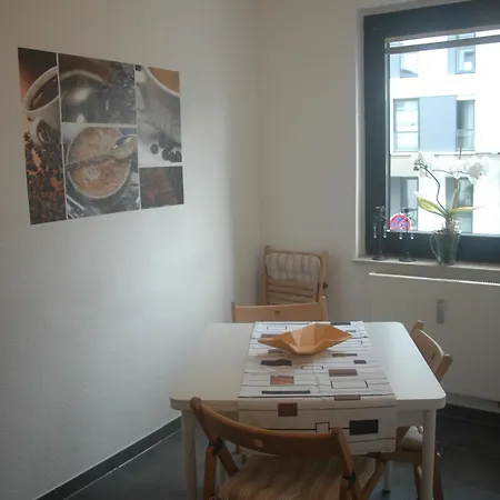 Koeln Appartement Кёльн
